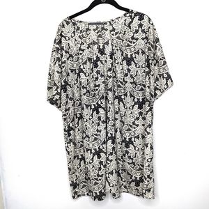 Cherish oversized floral dreaa